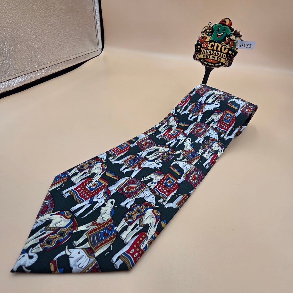 Rene Chagal Mens Silk Tie Green Ornate Ceremonial Elephant Paisley Handmade 58in